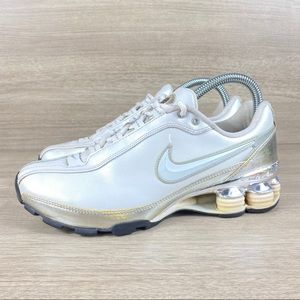 Nike Shox R4 PRM White Gold Vintage Shoe